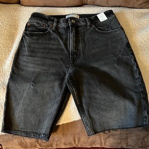Abercrombie & Fitch black shorts